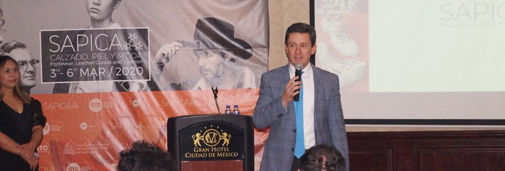 SAPICA: Moda en calzado mexicano.