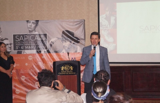 SAPICA: Moda en calzado mexicano.