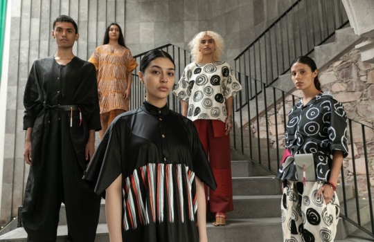 LA MODA Y LA CULTURA COMO PROMOTORES DEL TURISMO EN LA PRESENTACIÓN DE LA DISEÑADORA CARLA FERNÁNDEZ EN SAN MIGUEL DE ALLENDE.