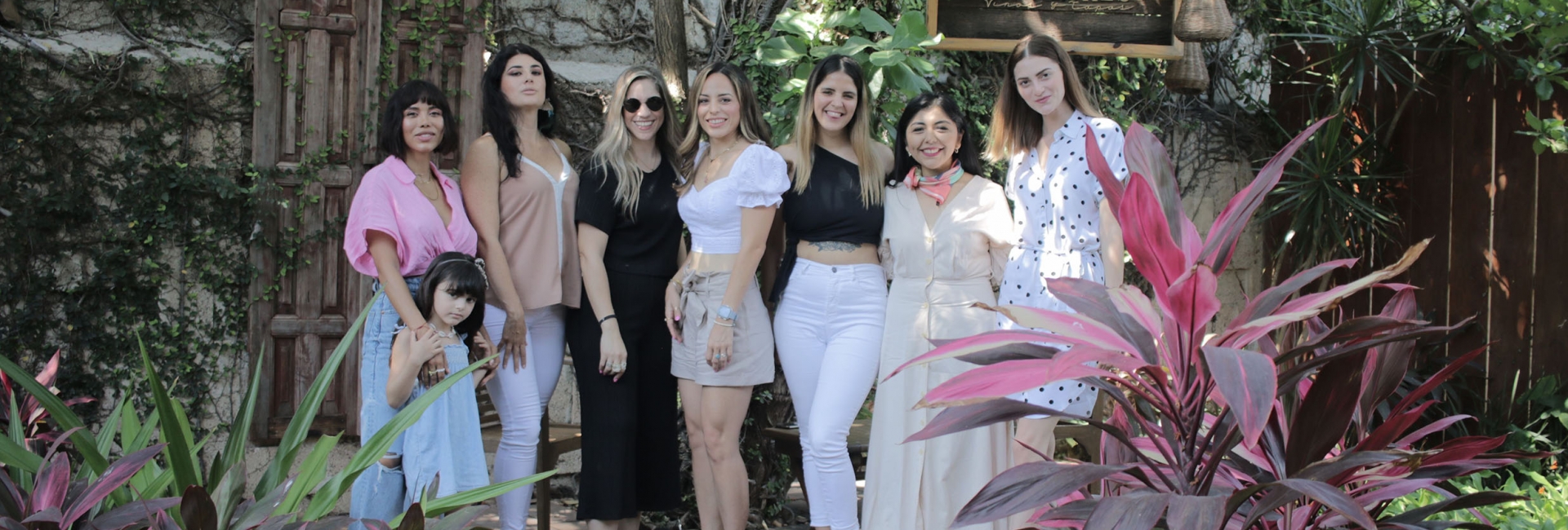 Bruncheo amistoso en 500 Noches.