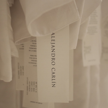 El diseñador Alejandro Carlín lanza nueva colección.