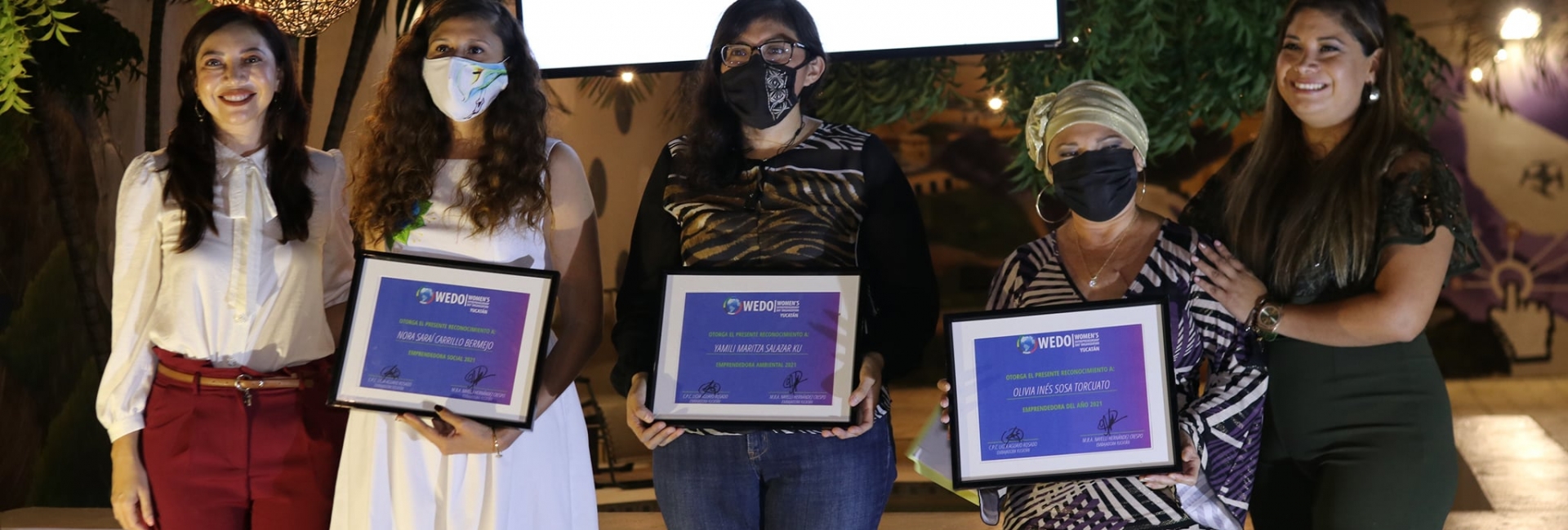 Reconocimiento a emprendedoras yucatecas.