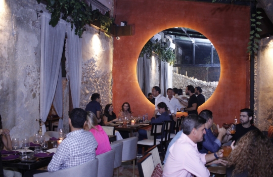 Inauguración del restaurante Arcano.