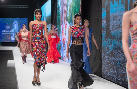 Lydia Lavin lanza "La Finca" P/V23