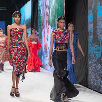 Lydia Lavin lanza "La Finca" P/V23