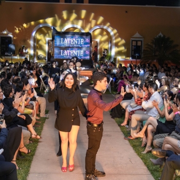 Latente Fashion Show por Universidad Modelo.