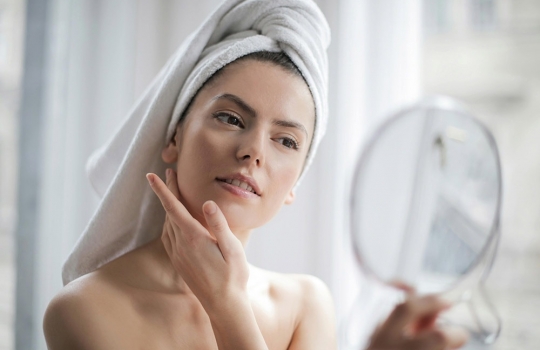 Retinol: Qué es, cómo se usa, beneficios y más.