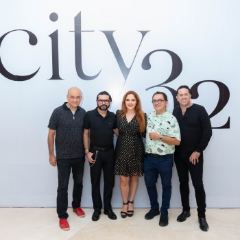 City 32 consiente a las mamás
