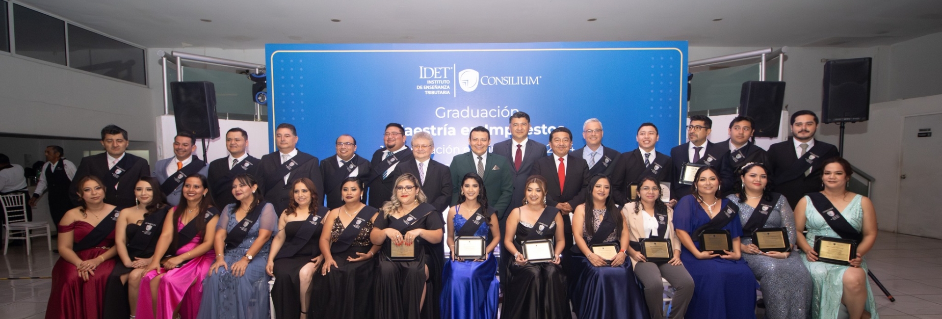 Graduación de Maestría en Impuestos.