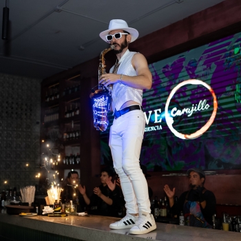 Celebra su primer aniversario