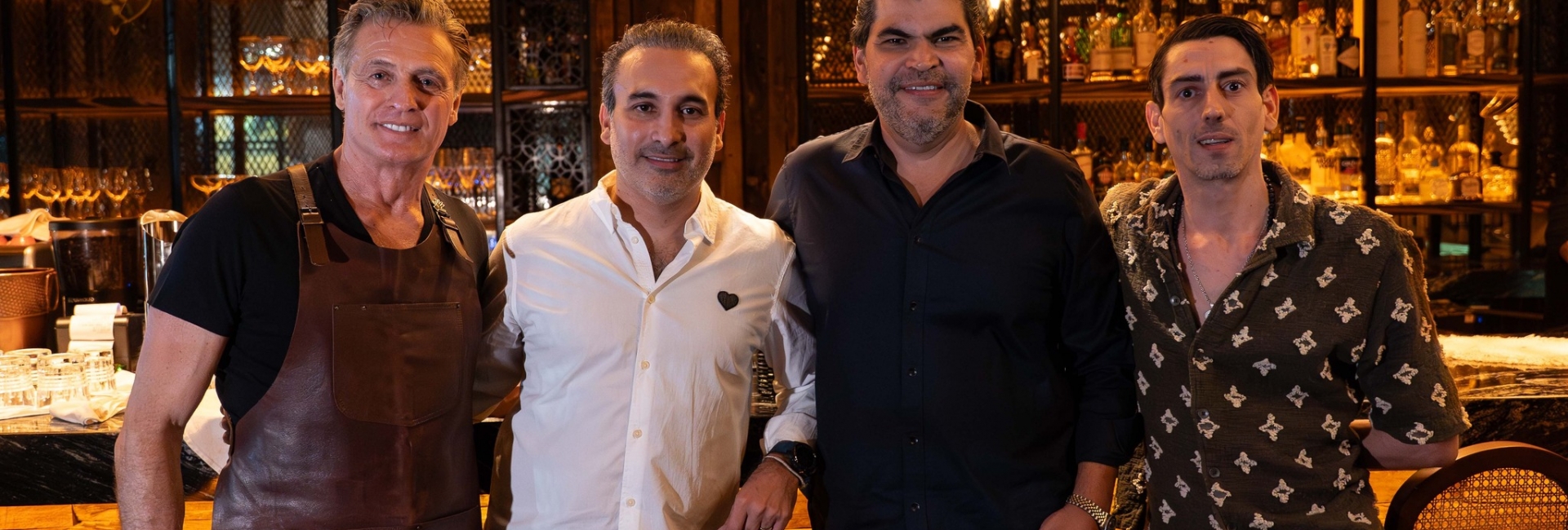Parador 33 celebra su apertura formal.