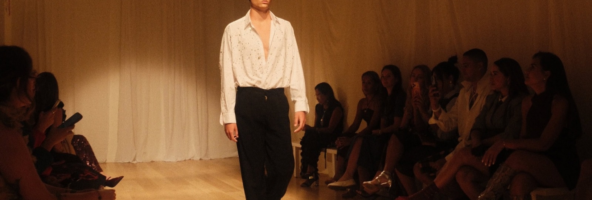 Edher Gin presenta Oro Vivo en New York Fashion Week.